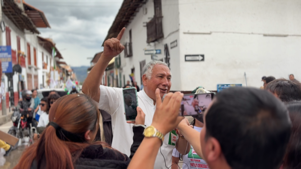 Massé lleva a Cajamarca su bandera de descentralización